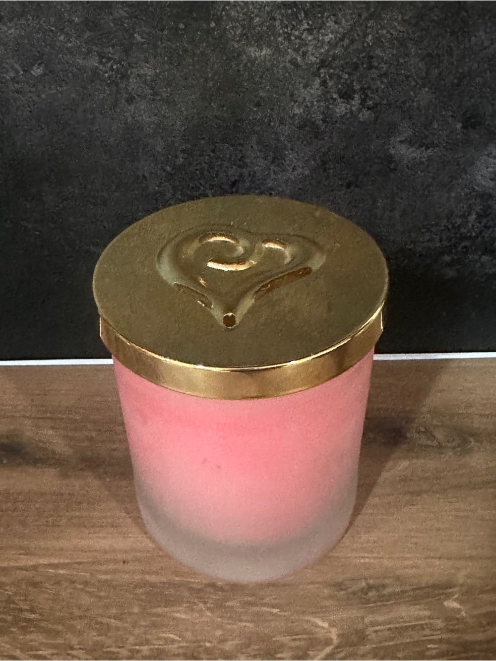 NEW Never Used Vintage Victoria’s Secret Garden Strawberries & Champagne Candle